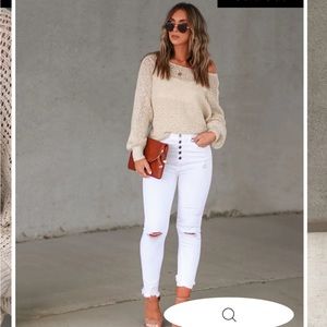 VICI - ALL CAUGHT UP KNIT SWEATER - NATURAL. MEDIUM